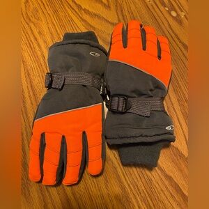 Champion boys gloves